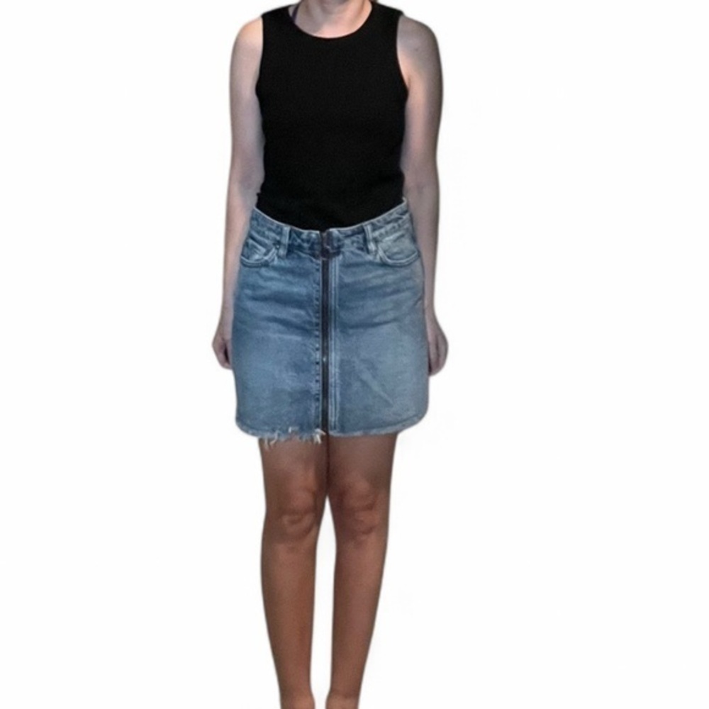 We The Free (Free People) Zip It Up denim mini skirt, size 26/2. Blue.